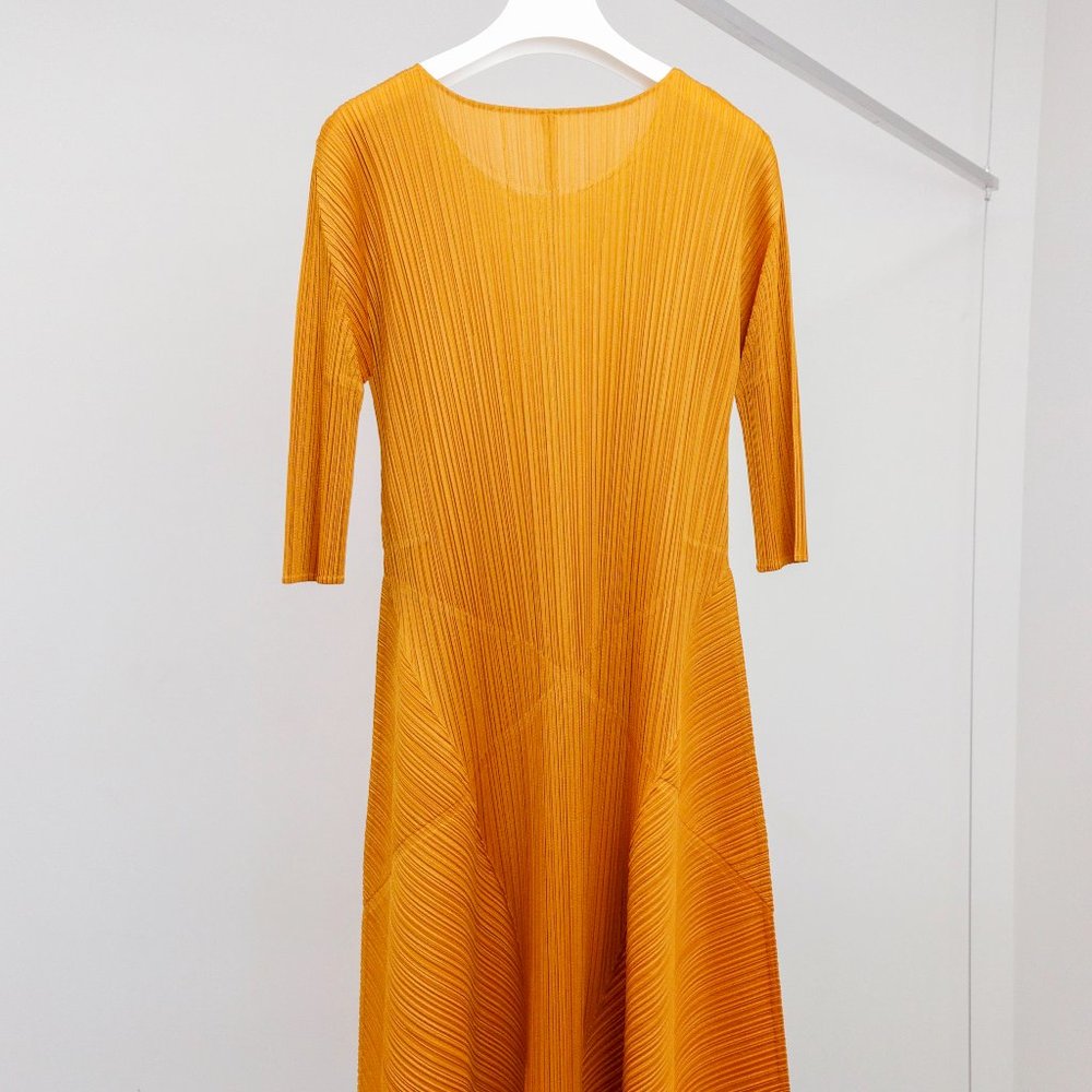 !!SOLD!! Pleats Please Issey Miyake Long Sleeve Dress - Picture 2 of 6